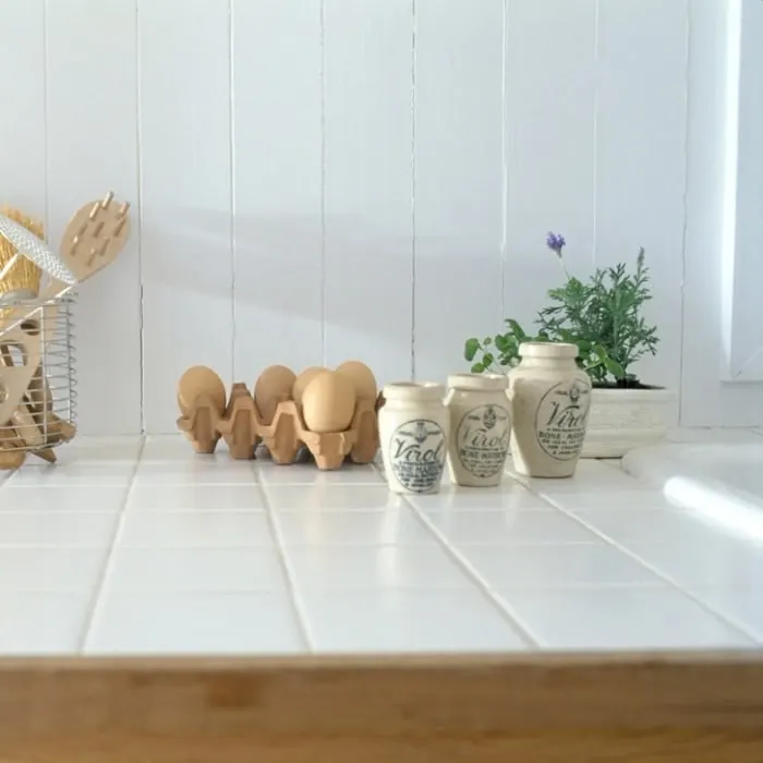 Kitchen tiles and wall (stock photo)